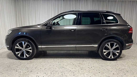 Volkswagen Touareg 6 of 14