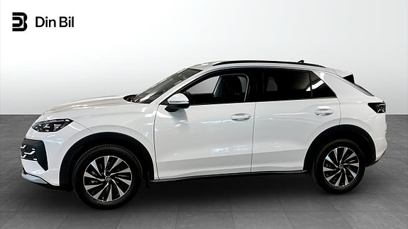 Volkswagen T-Roc 2 of 13