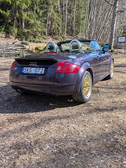 Audi TT 4 of 4
