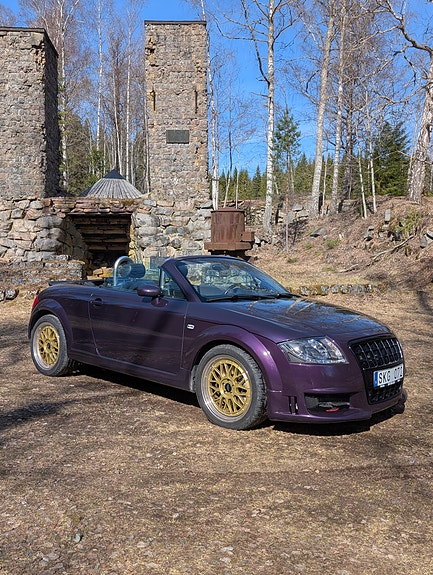 Audi TT 3 of 4