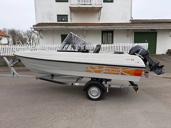 Terhi 475 BR med Tohatsu 50 hk. Uttag -2020. 80 km båtkärra