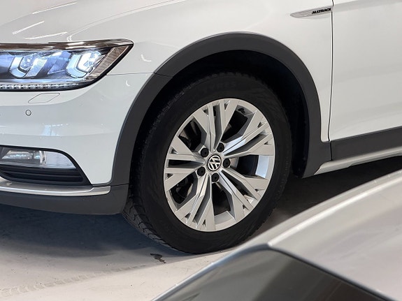 Volkswagen Passat Alltrack 5 of 5
