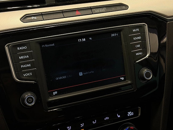 Volkswagen Passat Alltrack 27 of 30