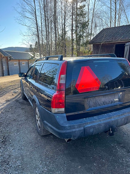 Volvo XC70 3 of 14