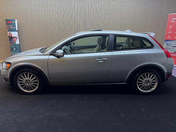 Volvo C30 2 of 5