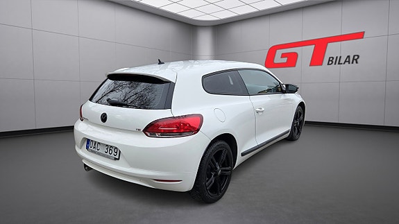 Volkswagen Scirocco 8 of 17