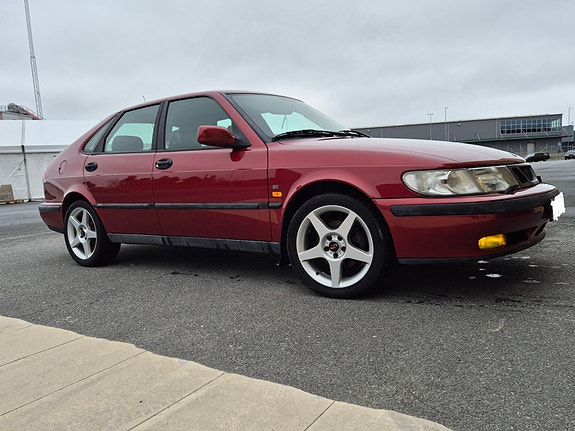 Saab 9-3 3 of 5