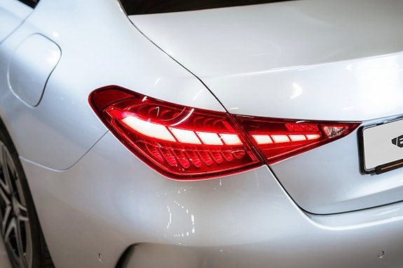 Mercedes-Benz C300 de 10 of 22