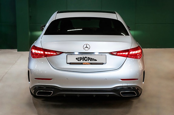 Mercedes-Benz C300 de 8 of 22