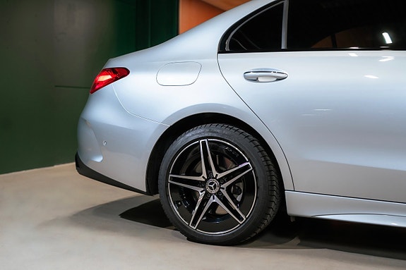 Mercedes-Benz C300 de 6 of 22