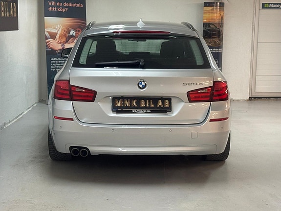 BMW 520d 4 of 5