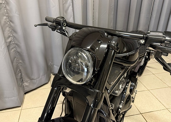 Harley-Davidson VRSCDX Night Rod Special 1.3 Luftfjädring 260 CUSTOM 15 of 27