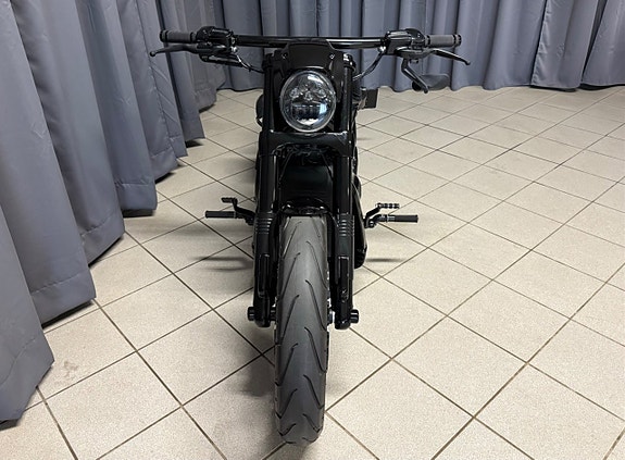 Harley-Davidson VRSCDX Night Rod Special 1.3 Luftfjädring 260 CUSTOM 12 of 27