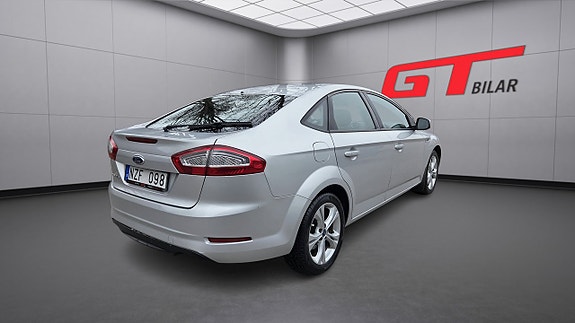 Ford Mondeo 8 of 17