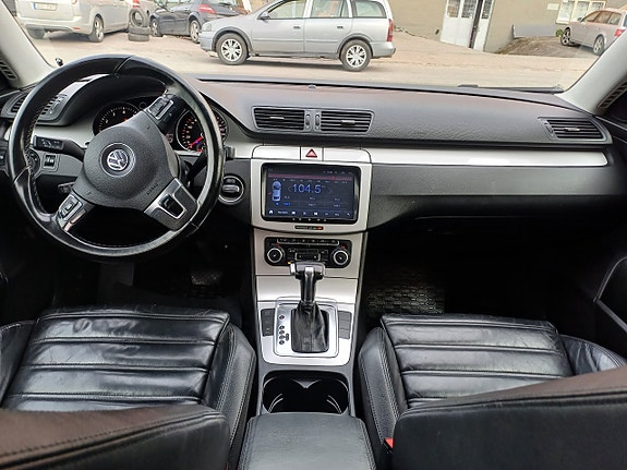 Volkswagen Passat 5 of 5