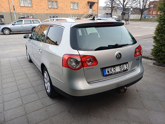 Volkswagen Passat 4 of 5