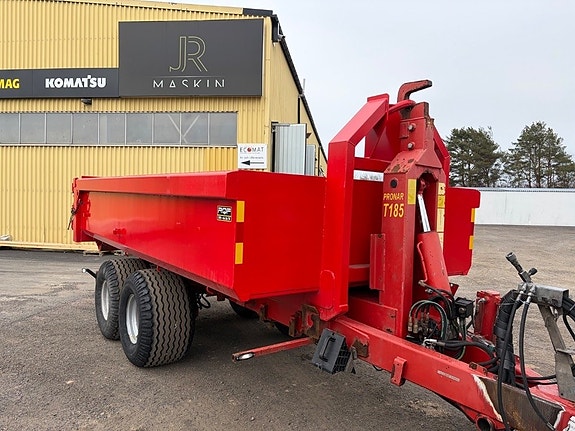 Pronar växlarvagn T185