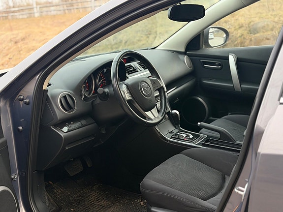 Mazda 6 6 of 8