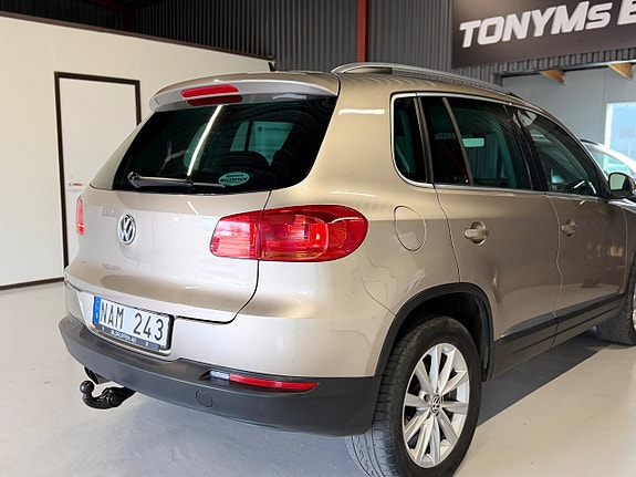 Volkswagen Tiguan 12 of 27