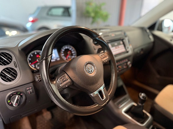 Volkswagen Tiguan 19 of 27