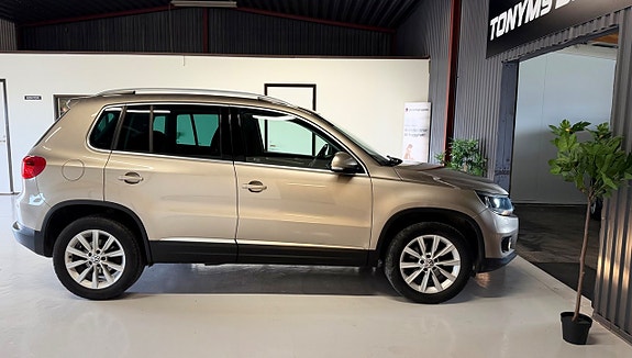Volkswagen Tiguan 14 of 27