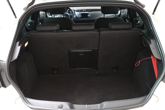Alfa Romeo Giulietta 23 of 23