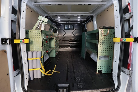 Ford Transit Custom 7 of 21