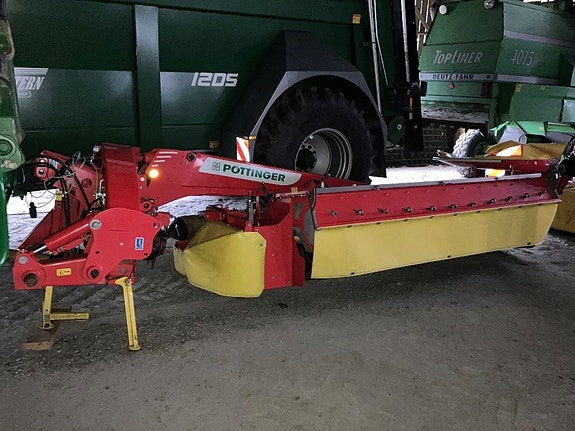 Pöttinger slåtterkross 352 ED