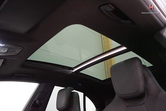 Porsche Macan 14 of 29