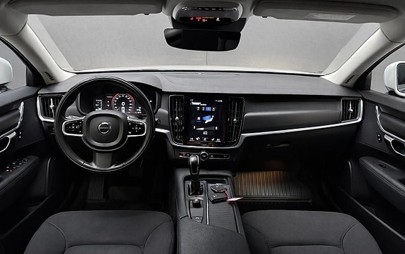 Volvo V90 9 of 15