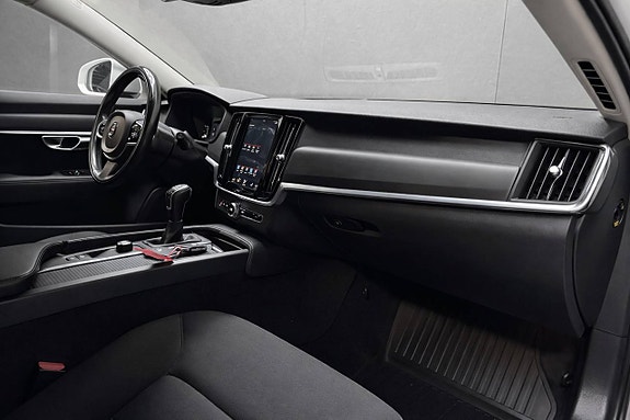 Volvo V90 13 of 15
