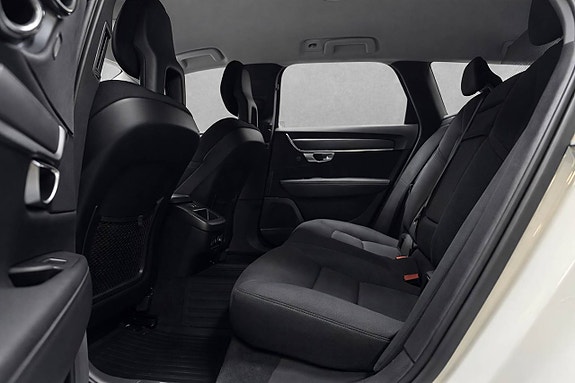 Volvo V90 14 of 15
