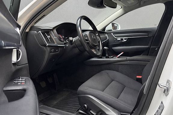 Volvo V90 7 of 15
