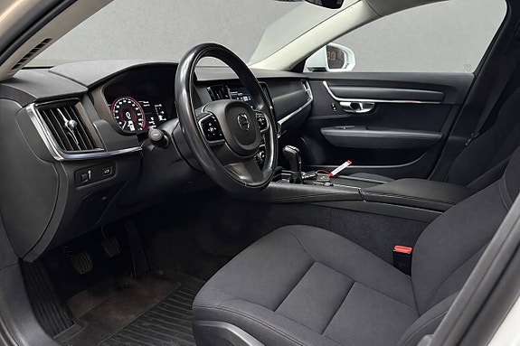 Volvo V90 8 of 15