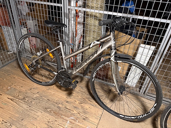 Product image 2 of 9