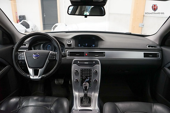 Volvo XC70 13 of 25