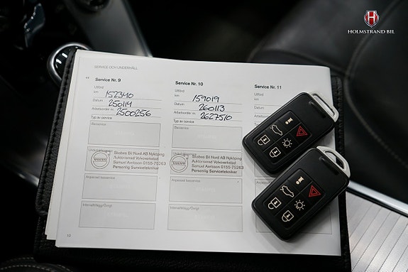 Volvo XC70 25 of 25