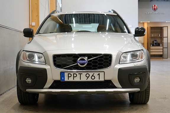 Volvo XC70 5 of 5