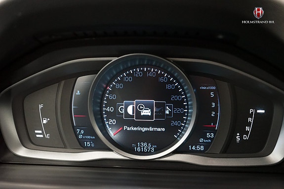Volvo XC70 16 of 25