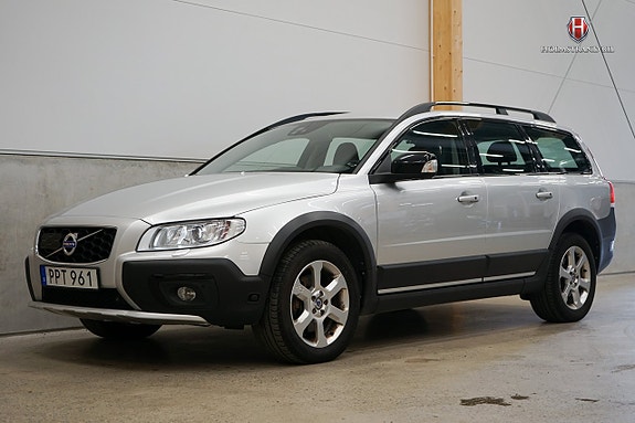 Volvo XC70 3 of 5