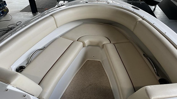 Chris Craft 22 Launch VP 8.1 "READY TO CRUISE" 6 of 12
