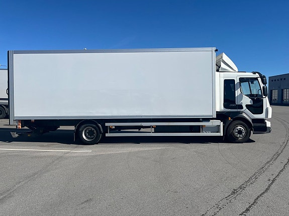 Volvo FL 4x2 distributionsbil bakgavellyft 4 of 17