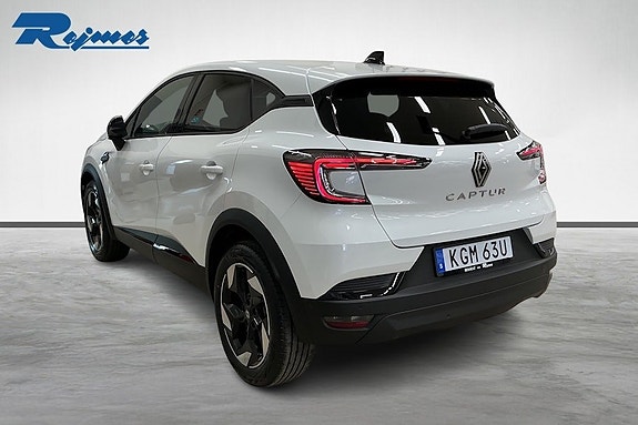 Renault Captur 2 of 18