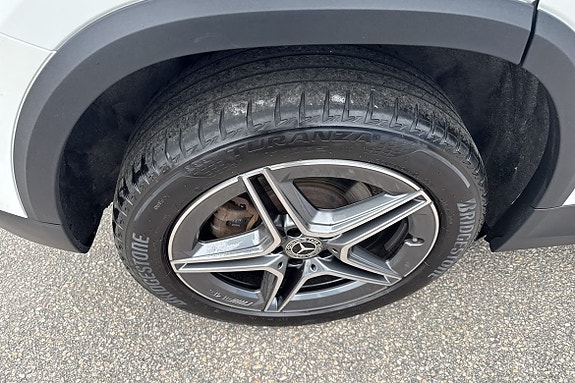 Mercedes-Benz GLA250 10 of 24