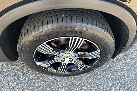 Volvo XC40 11 of 24