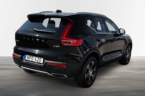 Volvo XC40 3 of 24