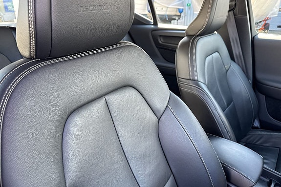 Volvo XC40 21 of 24