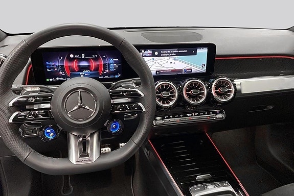 Mercedes-Benz GLB250+ 7 of 14