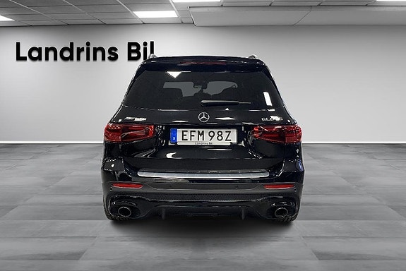 Mercedes-Benz GLB250+ 5 of 14