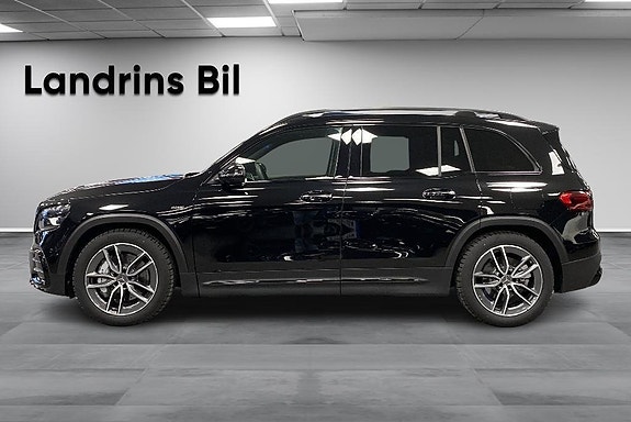 Mercedes-Benz GLB250+ 4 of 14